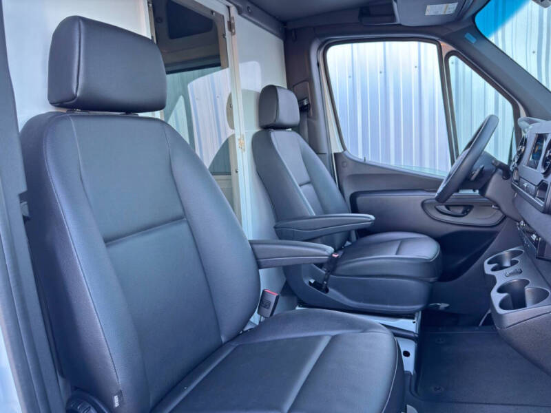 2023 Mercedes-Benz Sprinter