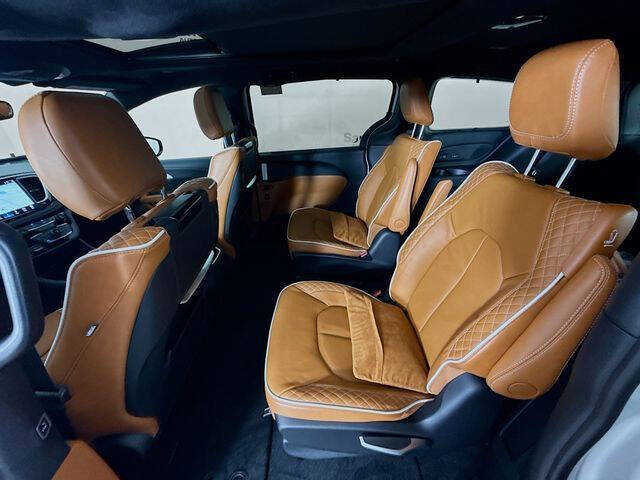 2026 Chrysler Pacifica Pinnacle