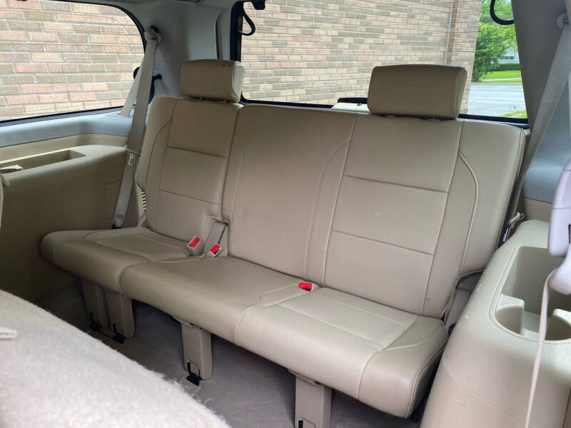 2013 Nissan Armada Platinum