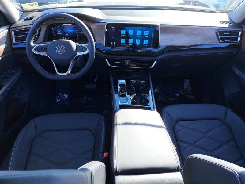 2026 Volkswagen Atlas SE
