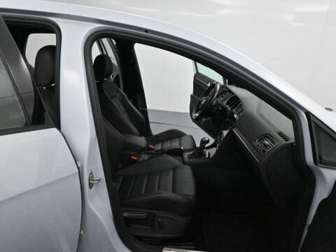 2021 Volkswagen Golf GTI Autobahn