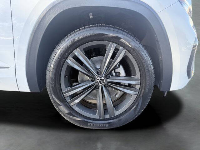 2021 Volkswagen Atlas Cross Sport V6 SE R-Line