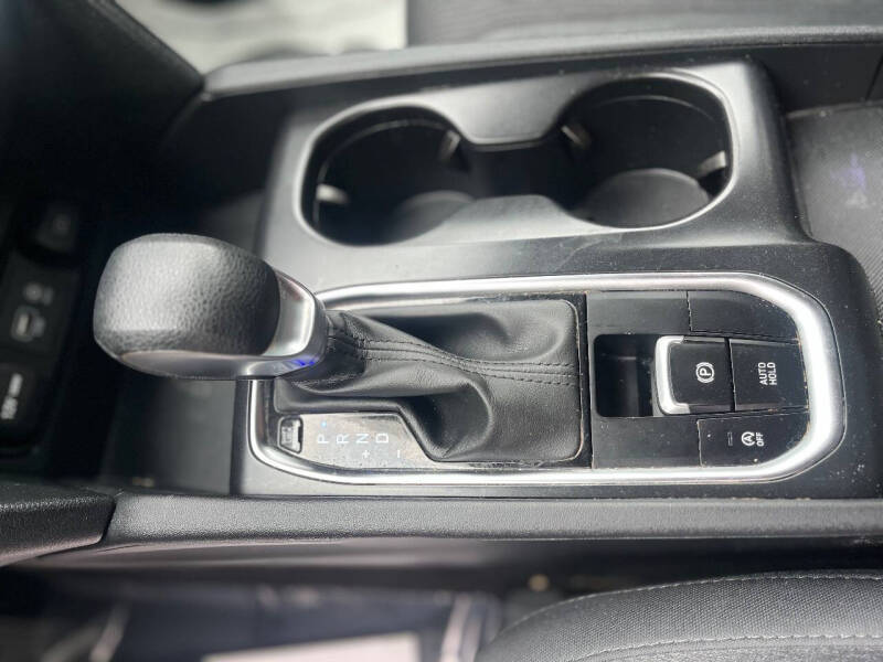 2020 Hyundai Santa Fe SE