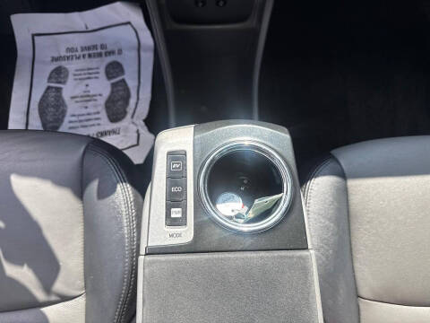 2013 Toyota Prius v Three