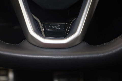 2024 Volkswagen Atlas Cross Sport SEL Premium R-Line 4Motion