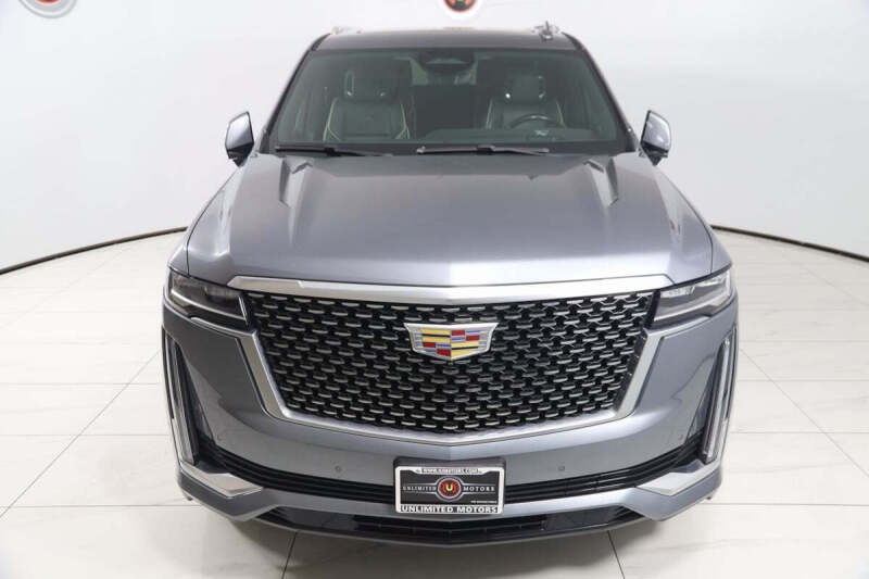 2022 Cadillac Escalade ESV Premium Luxury