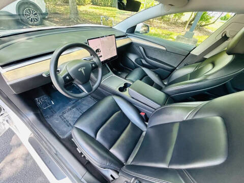2021 Tesla Model 3 Standard Range Plus