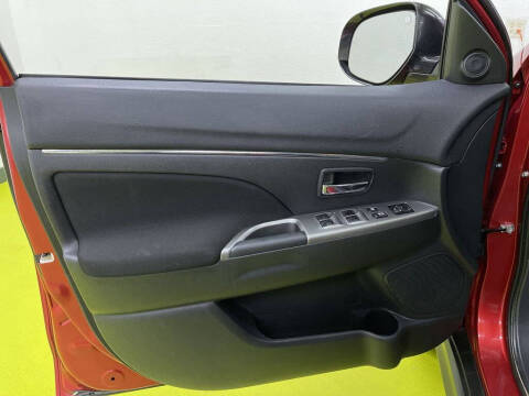 2019 Mitsubishi Outlander Sport LE