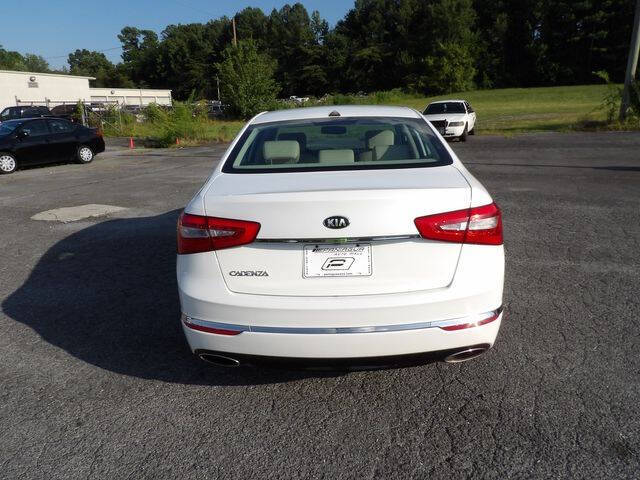 2016 Kia Cadenza