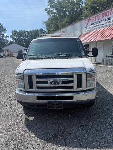 2017 Ford E-Series E-350 SD
