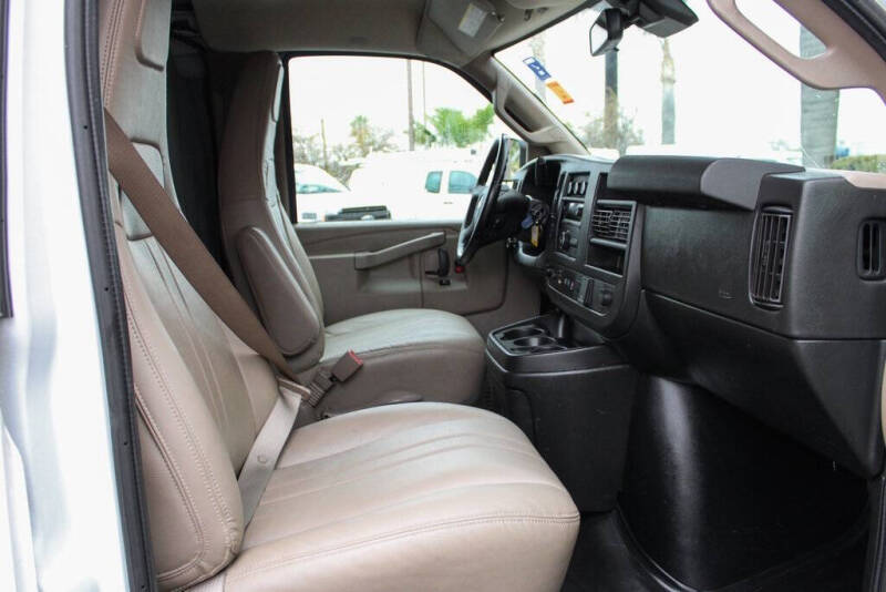 2020 Chevrolet Express 3500