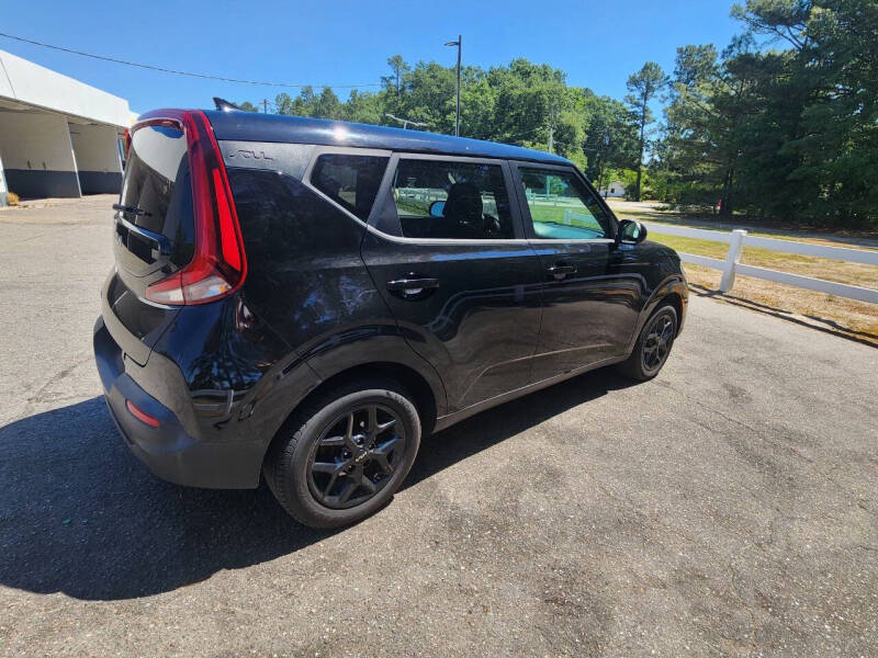 2022 Kia Soul LX