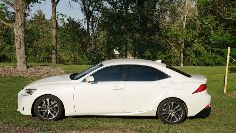 2017 Lexus IS 300