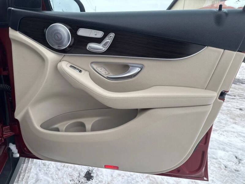 2017 Mercedes-Benz GLC GLC 300 4MATIC