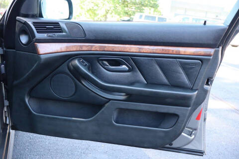 2002 BMW 5 Series 540i