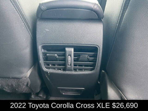 2022 Toyota Corolla Cross XLE