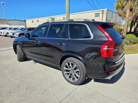 2019 Volvo XC90 T6 Momentum