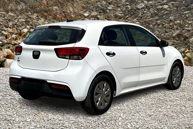 2018 Kia Rio 5-Door LX