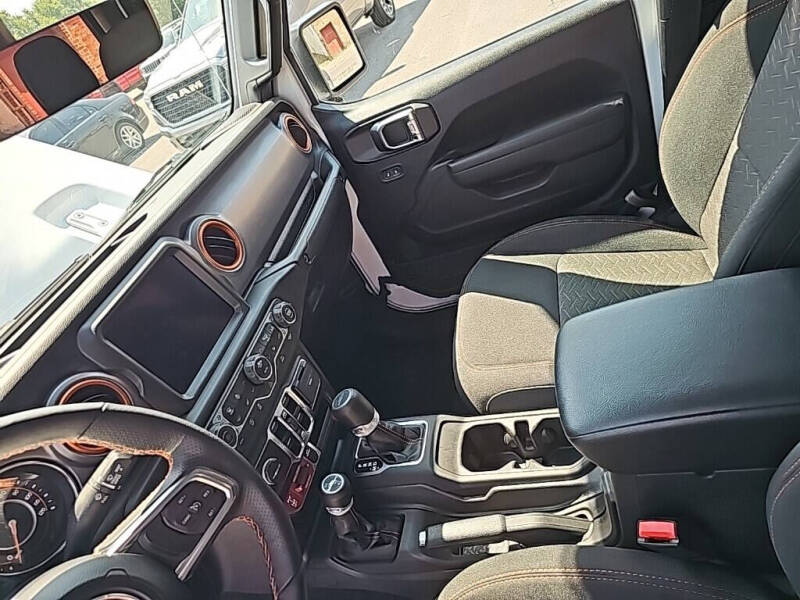 2023 Jeep Gladiator Mojave