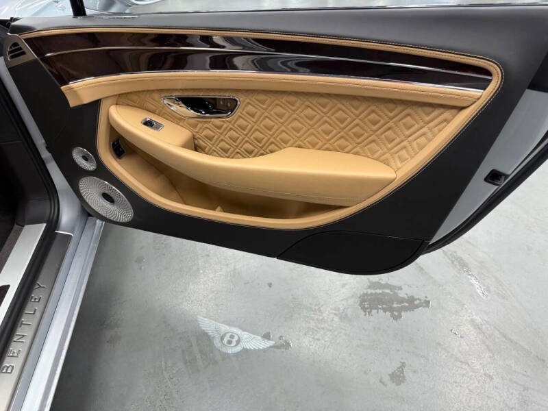 2022 Bentley Continental GT V8