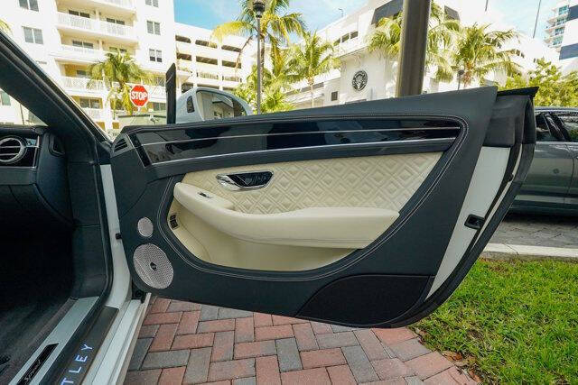 2024 Bentley Continental