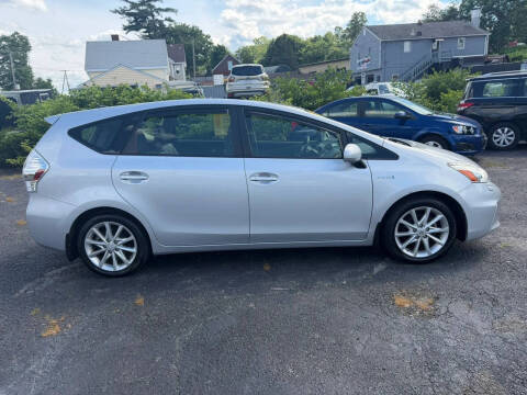 2013 Toyota Prius v