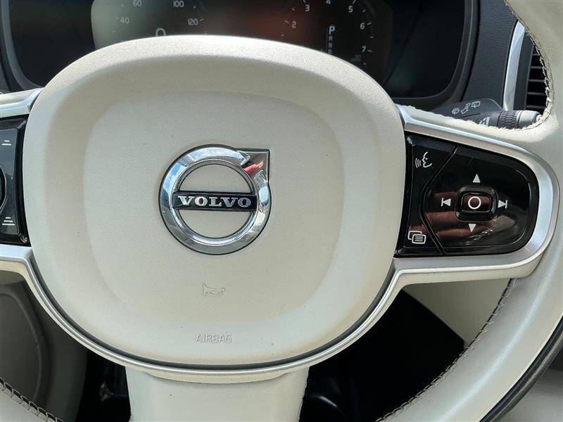 2019 Volvo XC90 T6 Momentum
