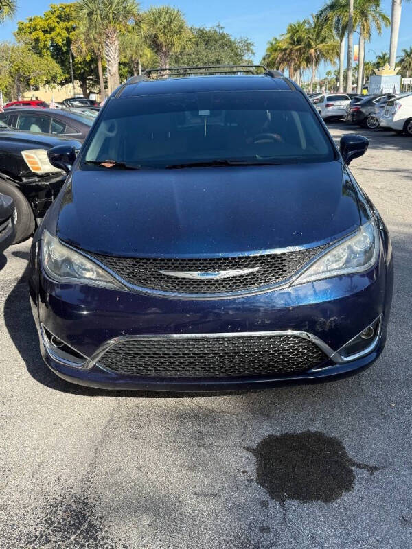 2018 Chrysler Pacifica Touring L