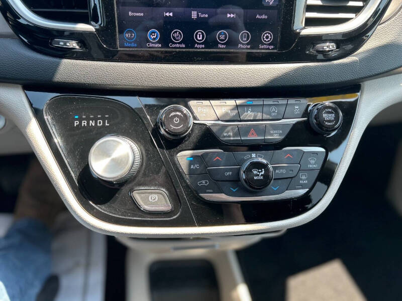 2020 Chrysler Pacifica Touring L Plus