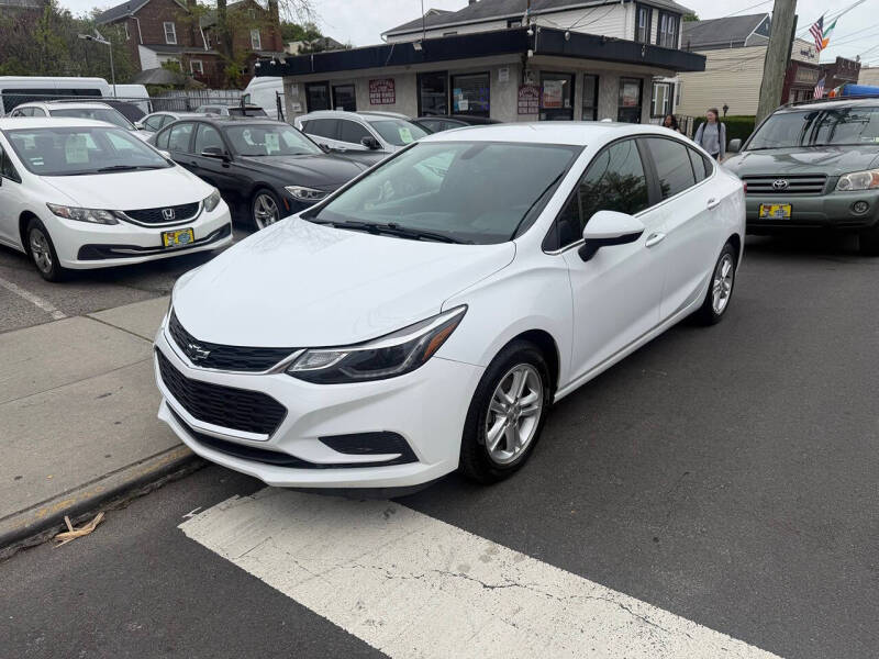 2018 Chevrolet Cruze LT Auto