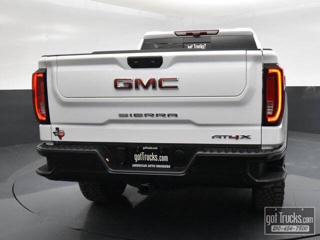 2024 GMC Sierra 1500 AT4X