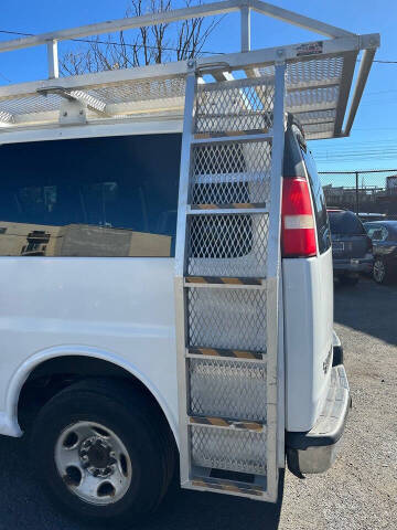 2008 GMC Savana LS 3500