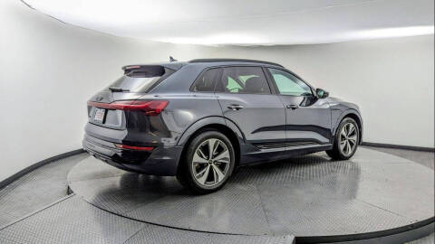 2024 Audi Q8 e-tron quattro Premium