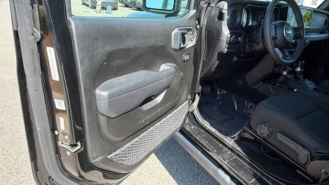 2025 Jeep Wrangler