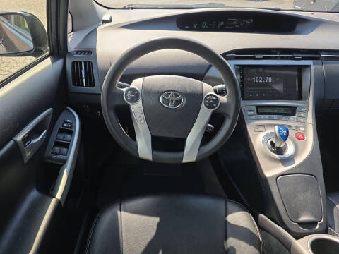 2014 Toyota Prius Two