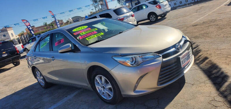 2016 Toyota Camry LE