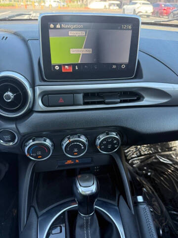 2017 FIAT 124 Spider Classica