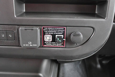 2025 Chevrolet Express 3500