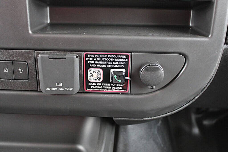 2025 Chevrolet Express 3500