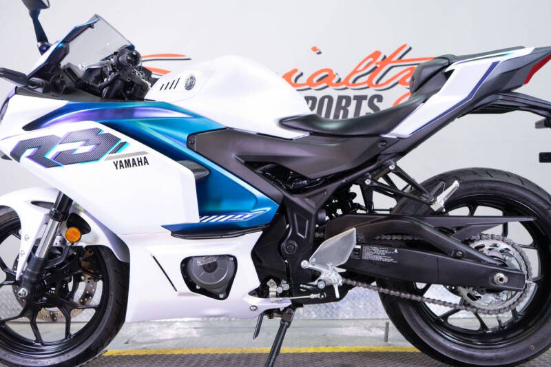 2025 Yamaha YZF-R3