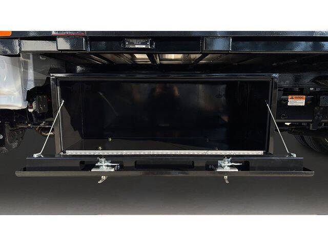 2025 Chevrolet Silverado 6500HD