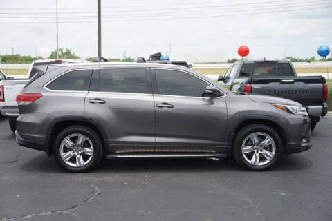 2017 Toyota Highlander Limited