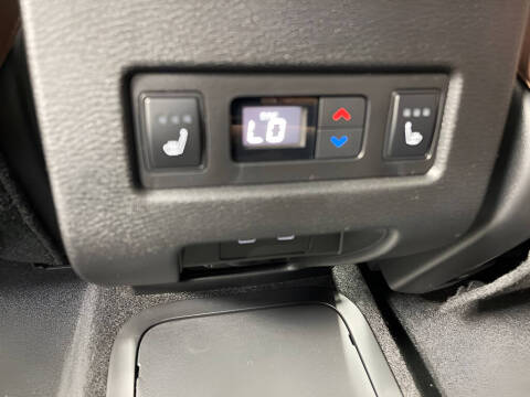 2026 Mitsubishi Outlander PHEV SEL