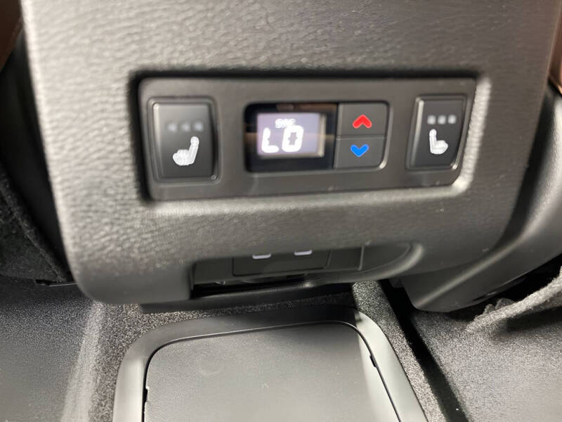 2026 Mitsubishi Outlander PHEV SEL
