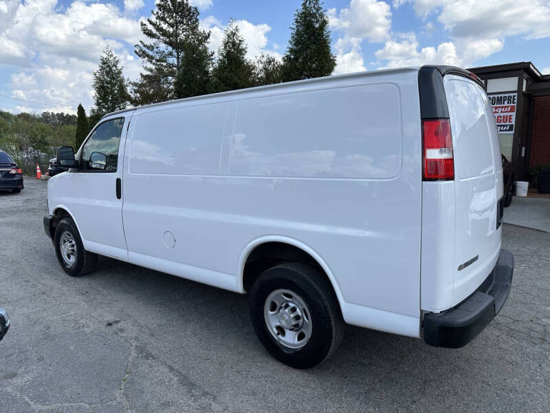 2020 Chevrolet Express 2500