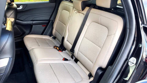 2021 Ford Escape SEL