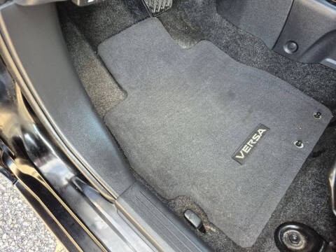 2017 Nissan Versa 1.6 S Plus