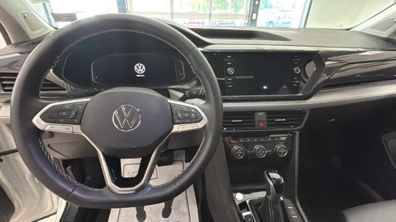 2023 Volkswagen Taos SEL 4Motion