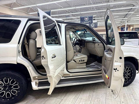 2005 Cadillac Escalade
