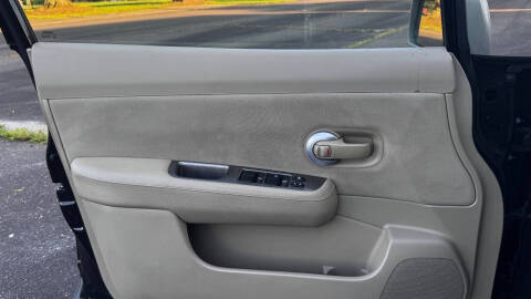 2011 Nissan Versa 1.8 S